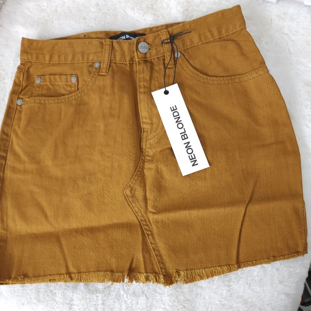 NWT Neon Blonde Tease Distressed Denim Skirt 24 Wild Honey Yellow Button Front